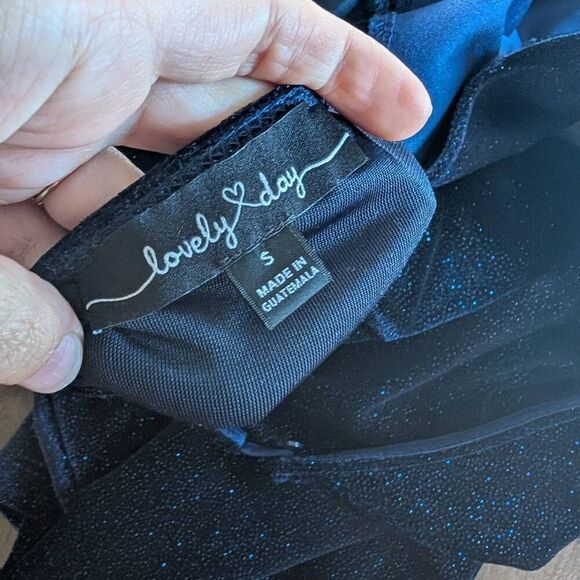 Lovely Day Long Sleeve Blue Glitter Velvet Dress - Picture 6 of 6